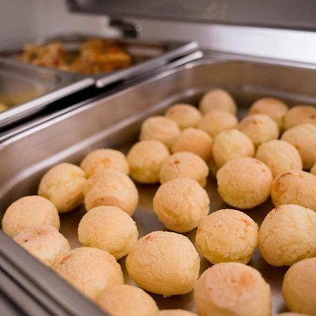 Holambra Garden Hotel מראה חיצוני תמונה A chafing dish with food