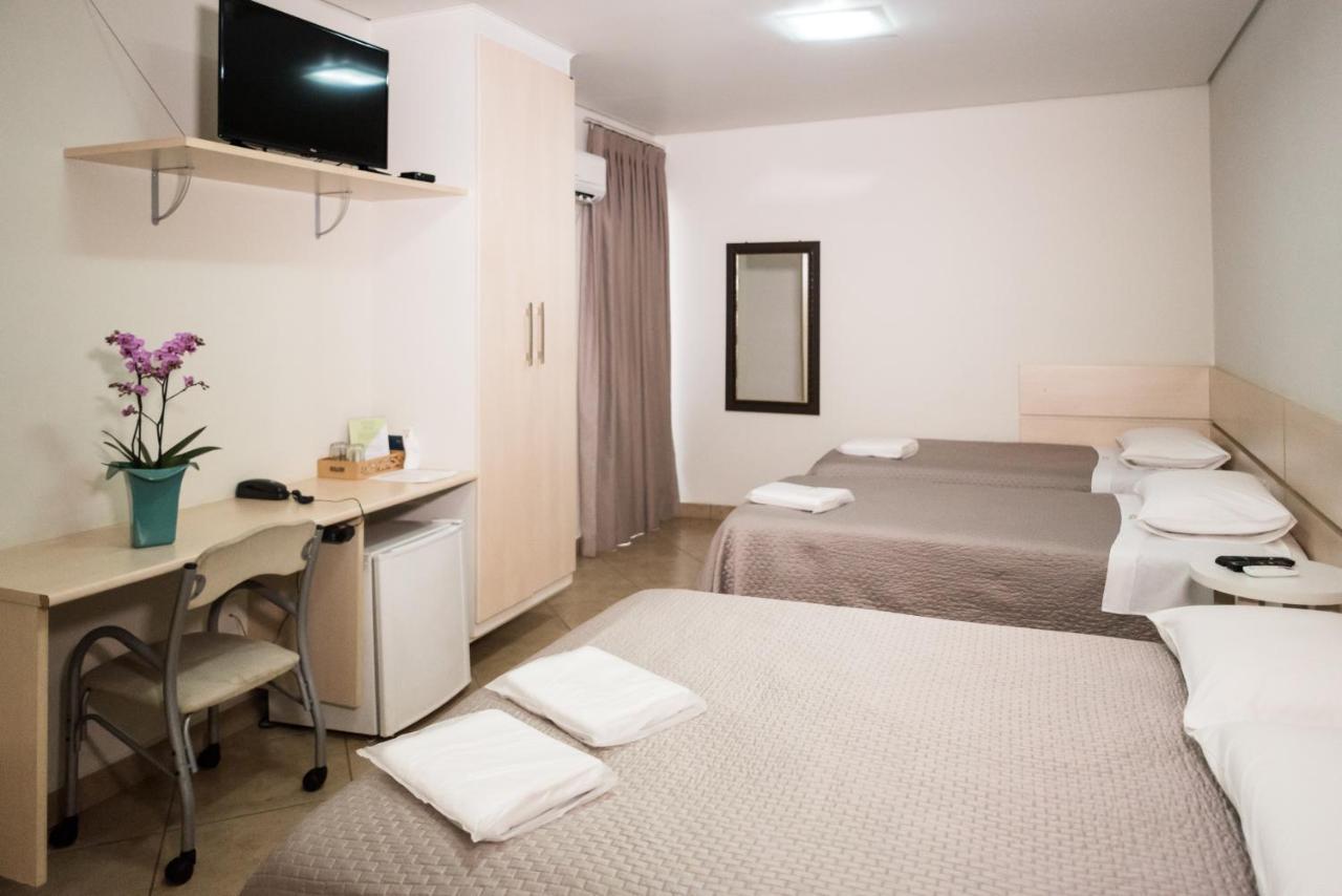 Holambra Garden Hotel מראה חיצוני תמונה A typical room at the hotel